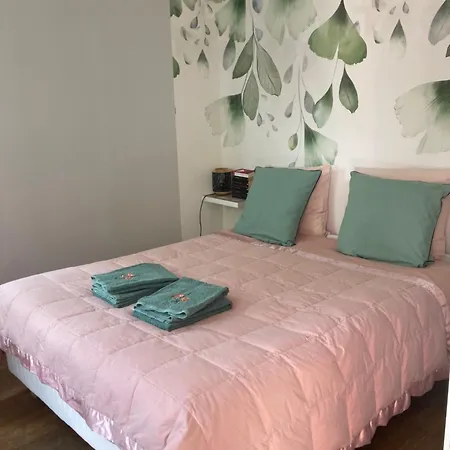 Bed & Breakfast Couette Et Cafe Chez Adrien 3*